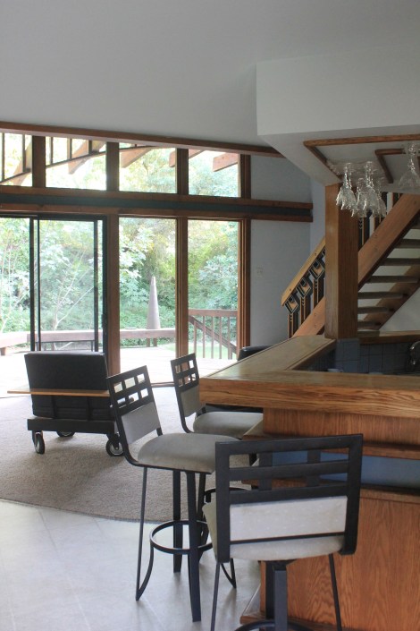 Lencioni Res Interior--from the the entry